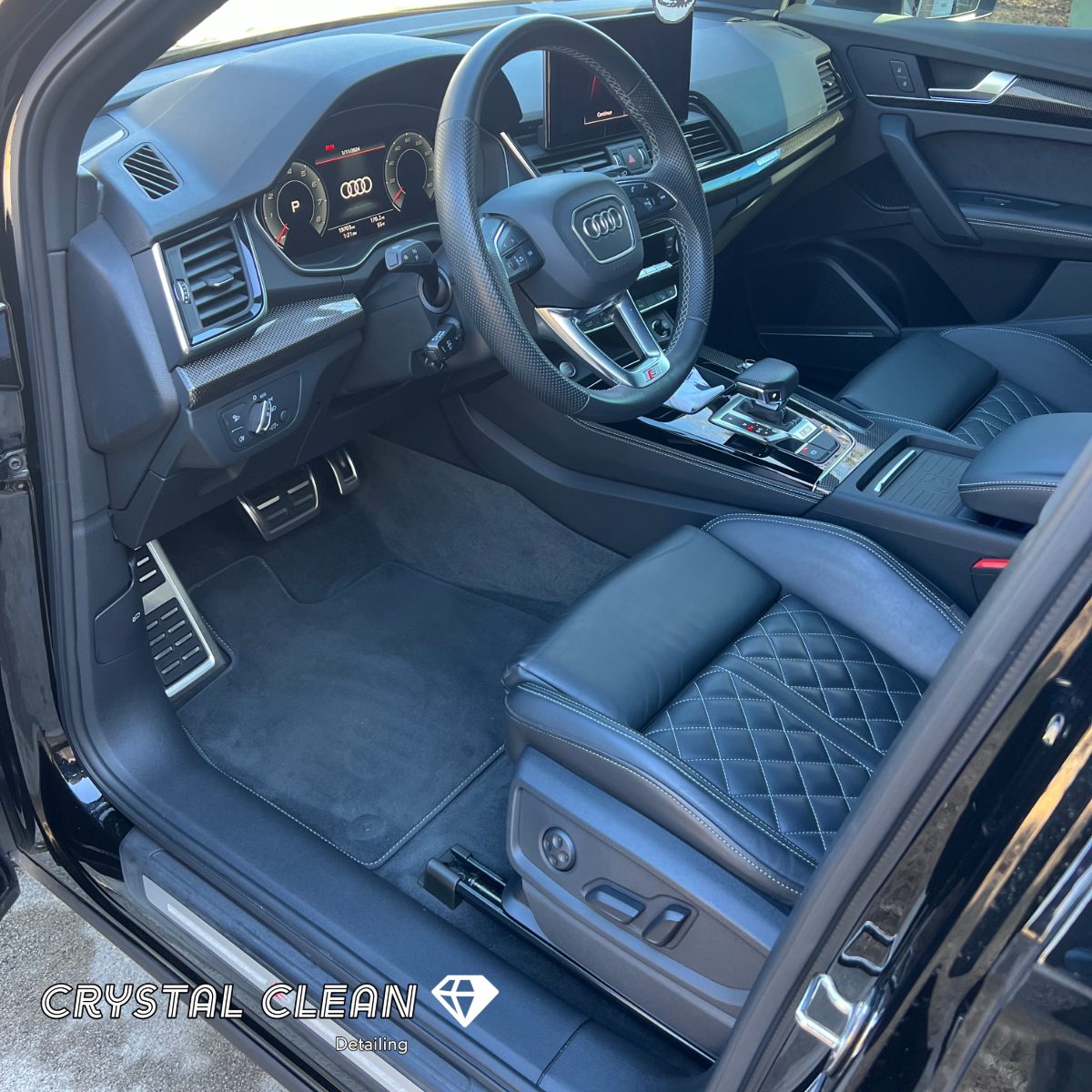 Audi SQ5 interior detailing Atlanta — leather cleaning and vacuum service
